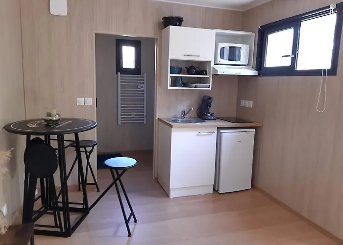 En Bois à 20mn Du Puy Du Fou Avec Grand Jardin *